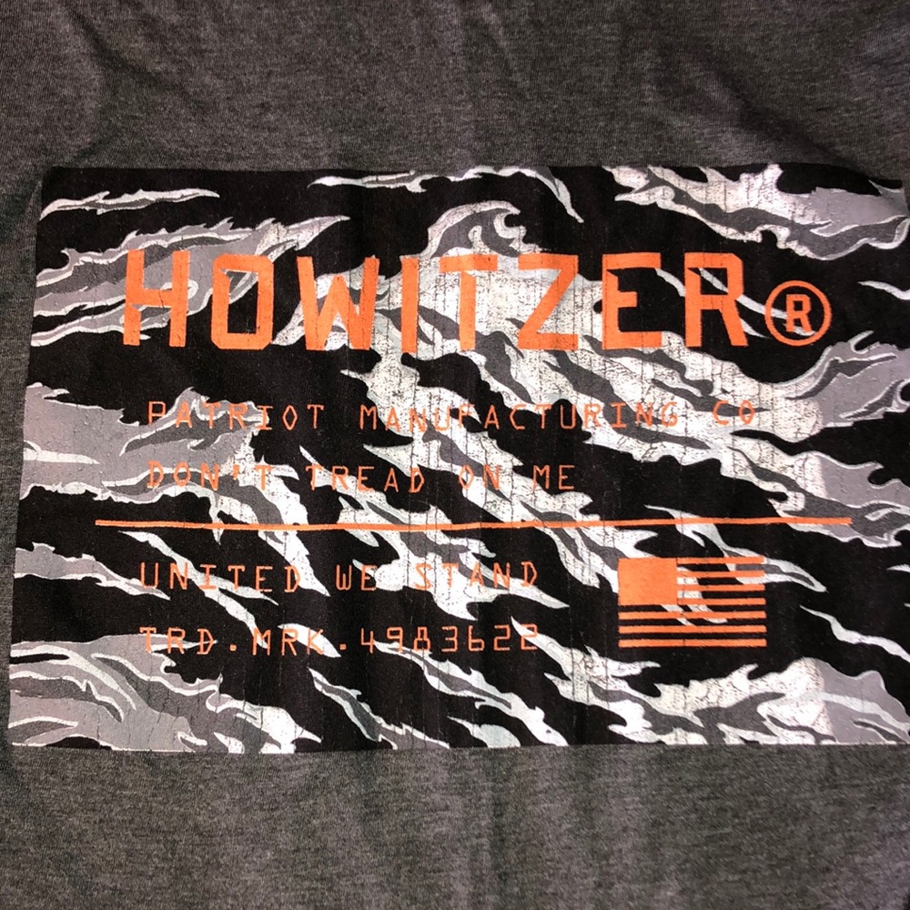 Howitzer American Camo T shirt XL athletic tee